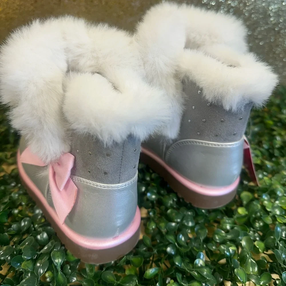 Juicy Couture stylish silver